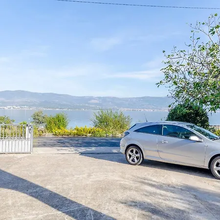 Tomislav Apartment Trogir