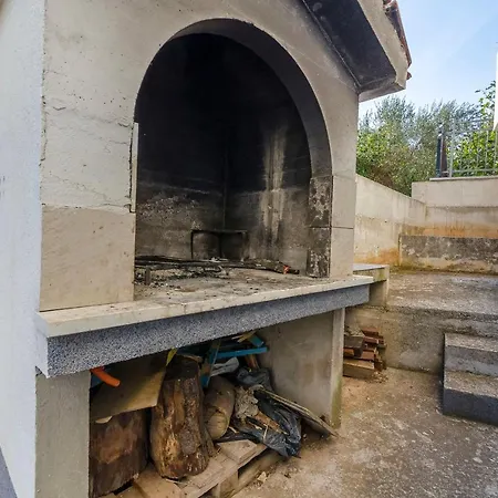 Tomislav 아파트 *