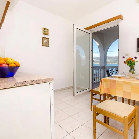 Tomislav 트로기르